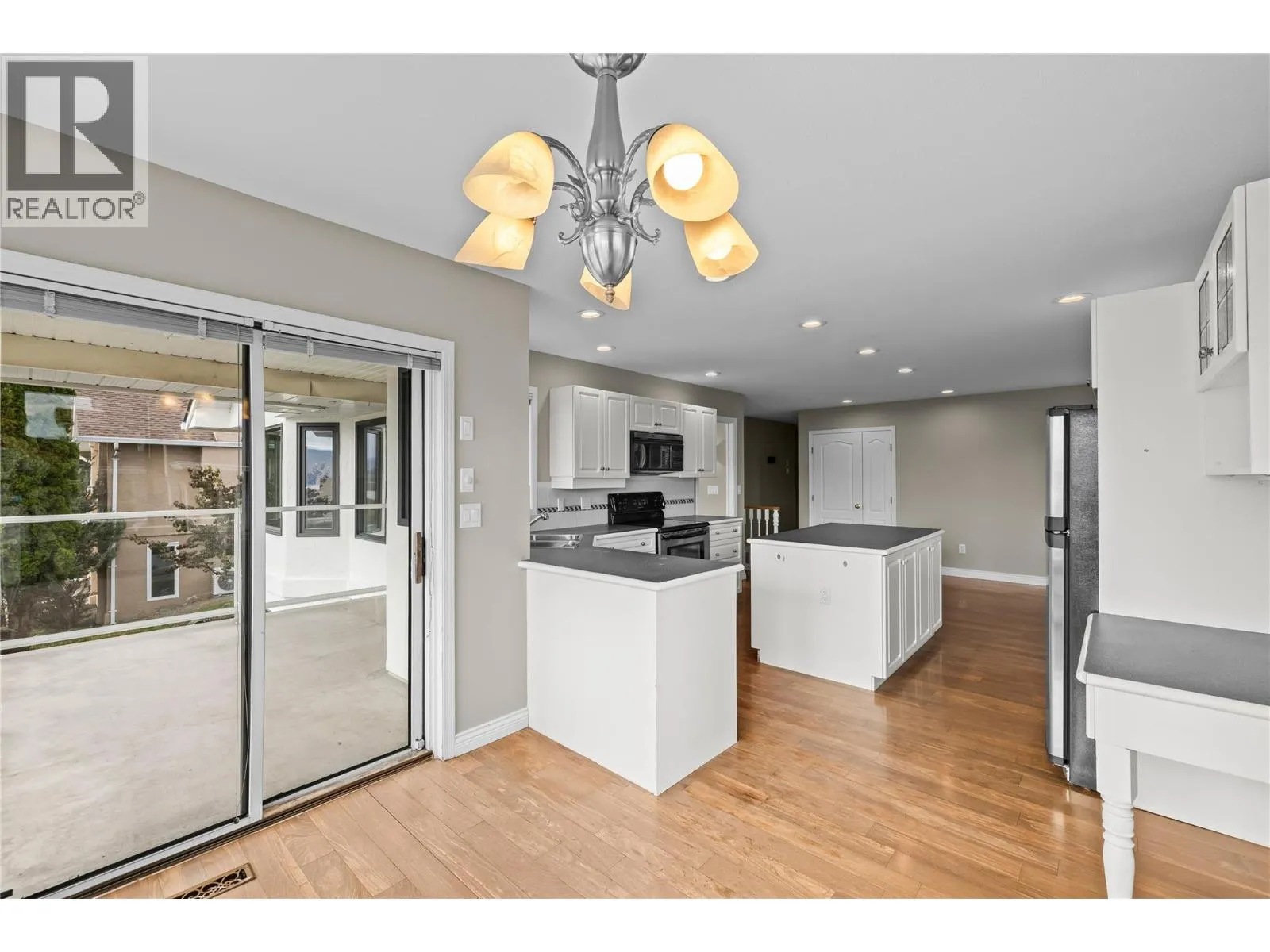657 Royal View Drive