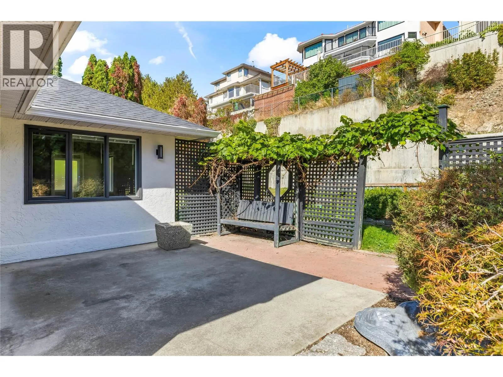 657 Royal View Drive