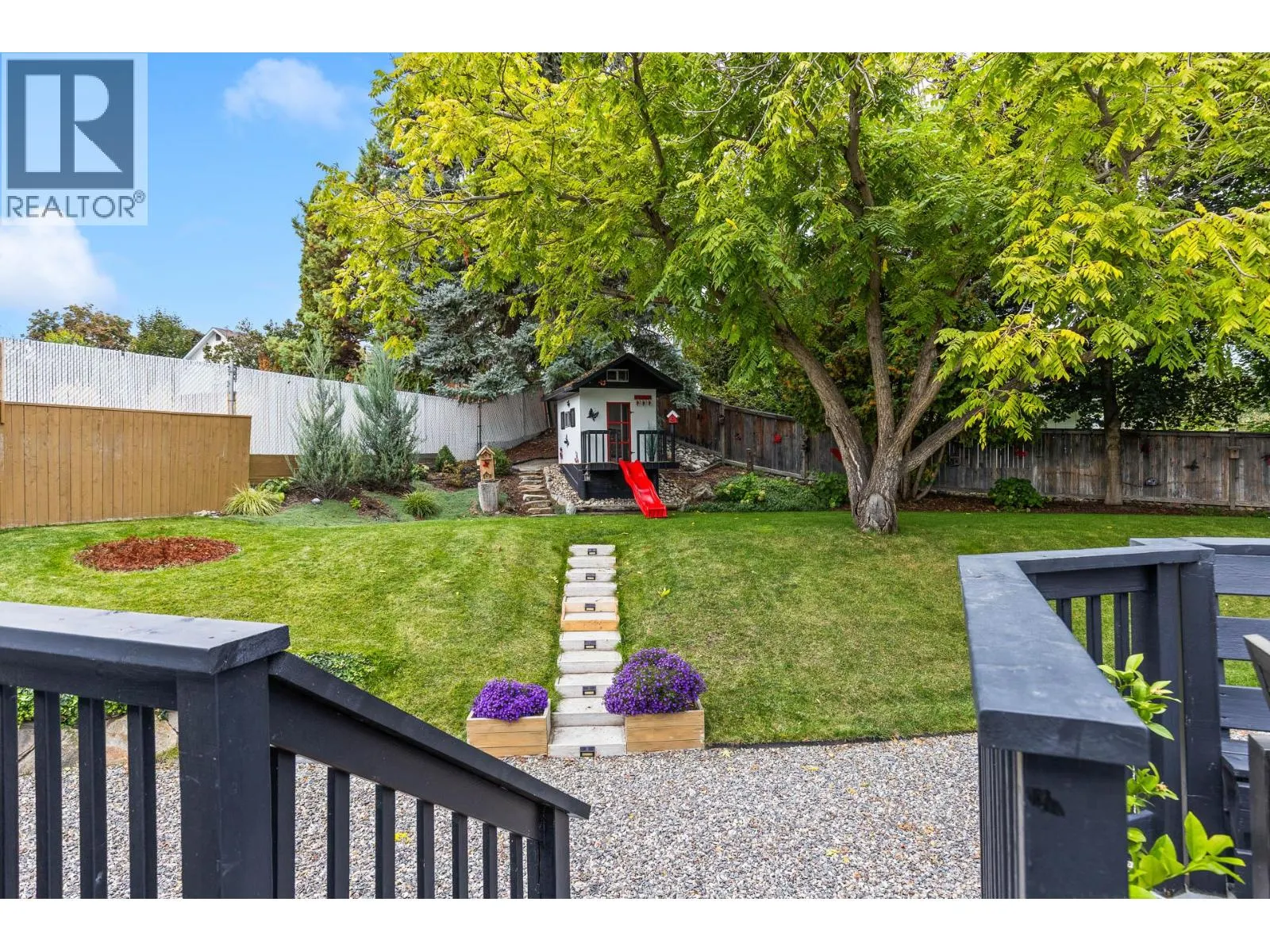 1866 Large Avenue