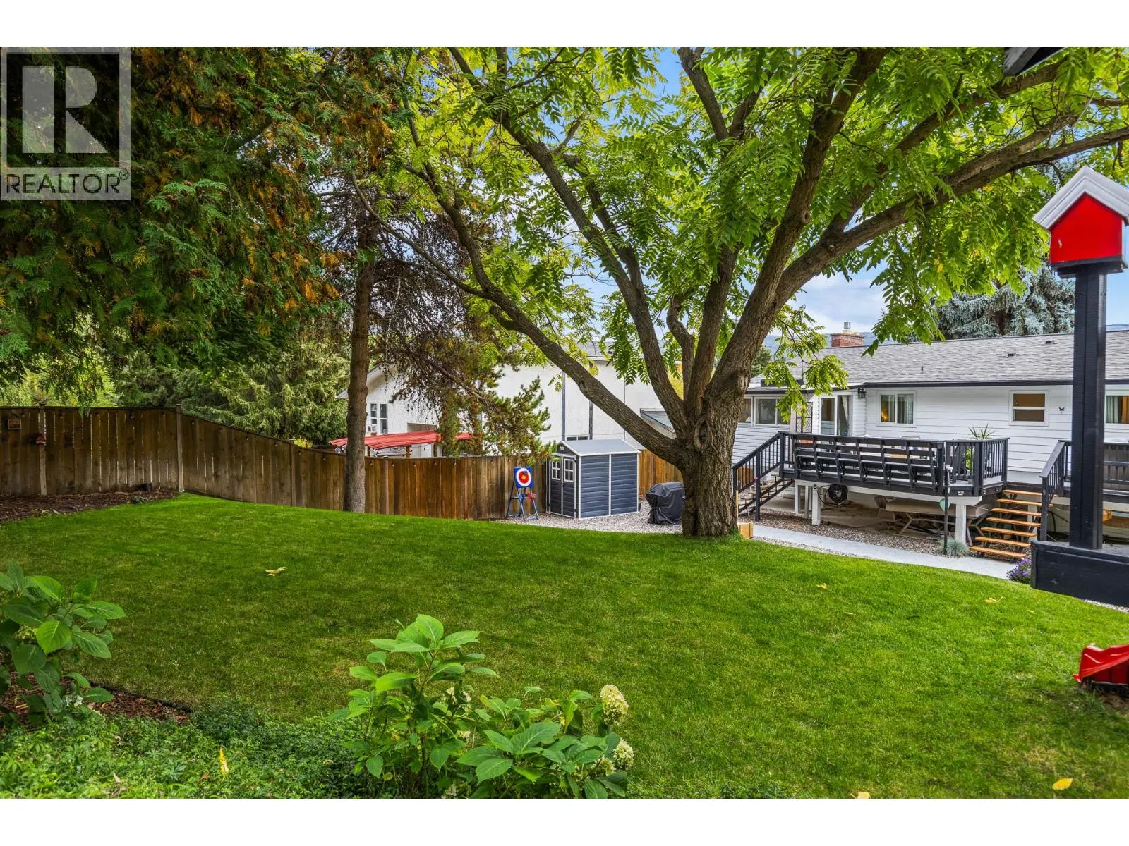 1866 Large Avenue