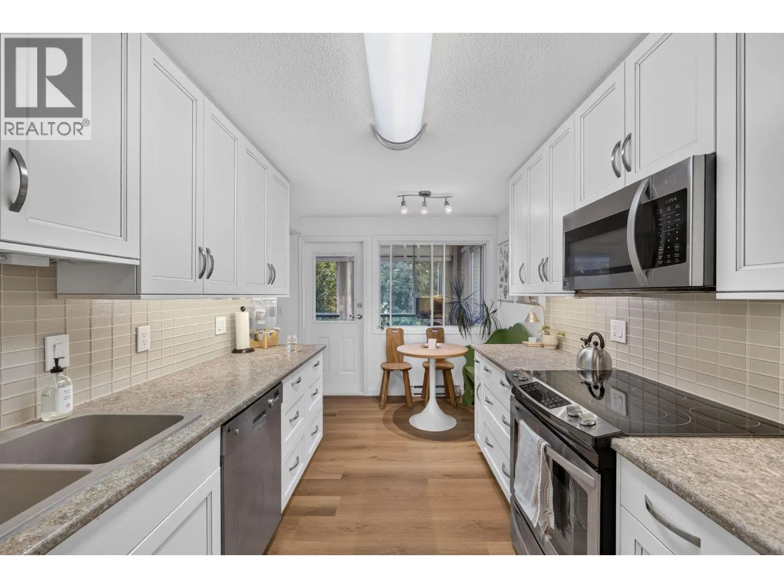 920 Glenwood Avenue Unit# 208