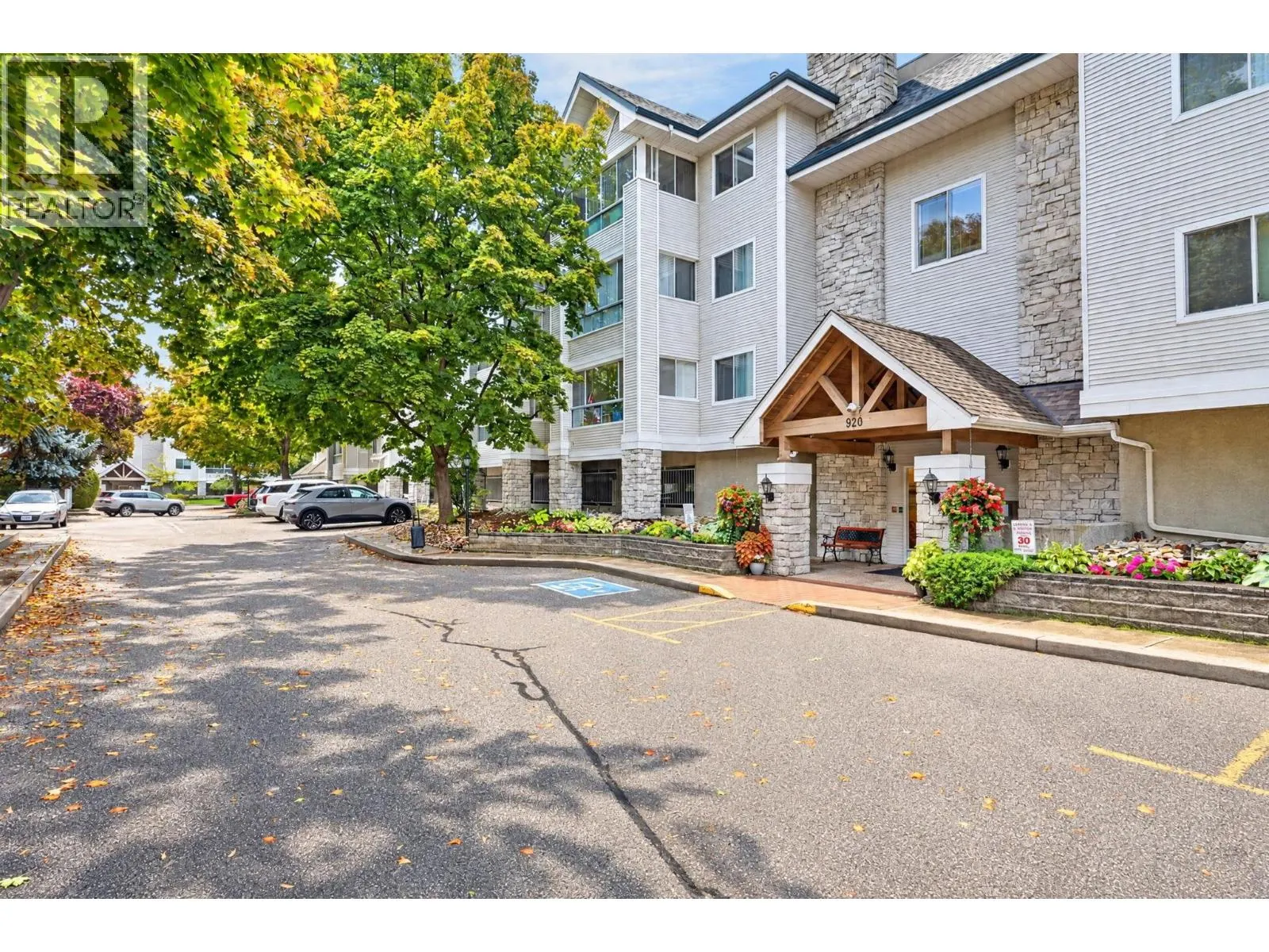 920 Glenwood Avenue Unit# 208
