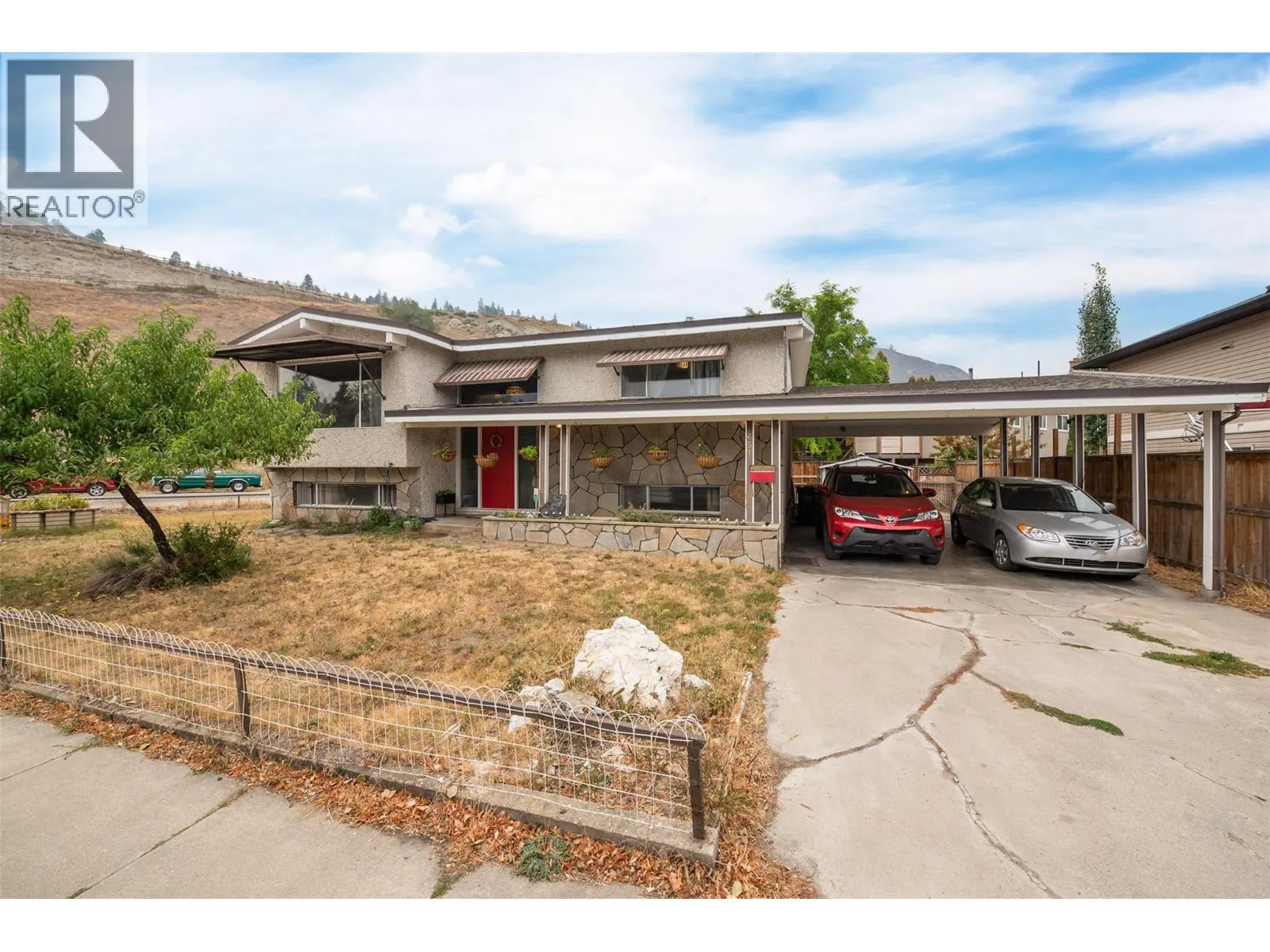 651 Richter Street