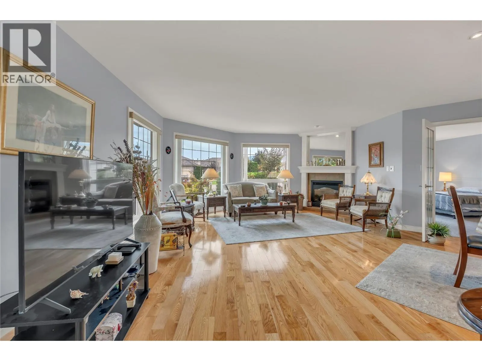 440 Ridge Place
