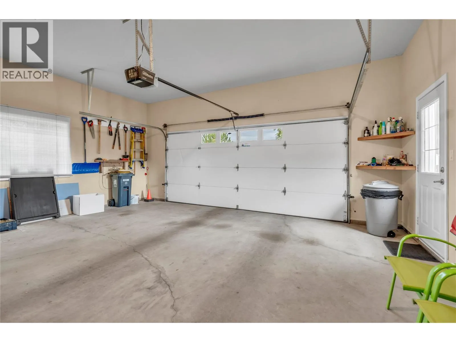 440 Ridge Place