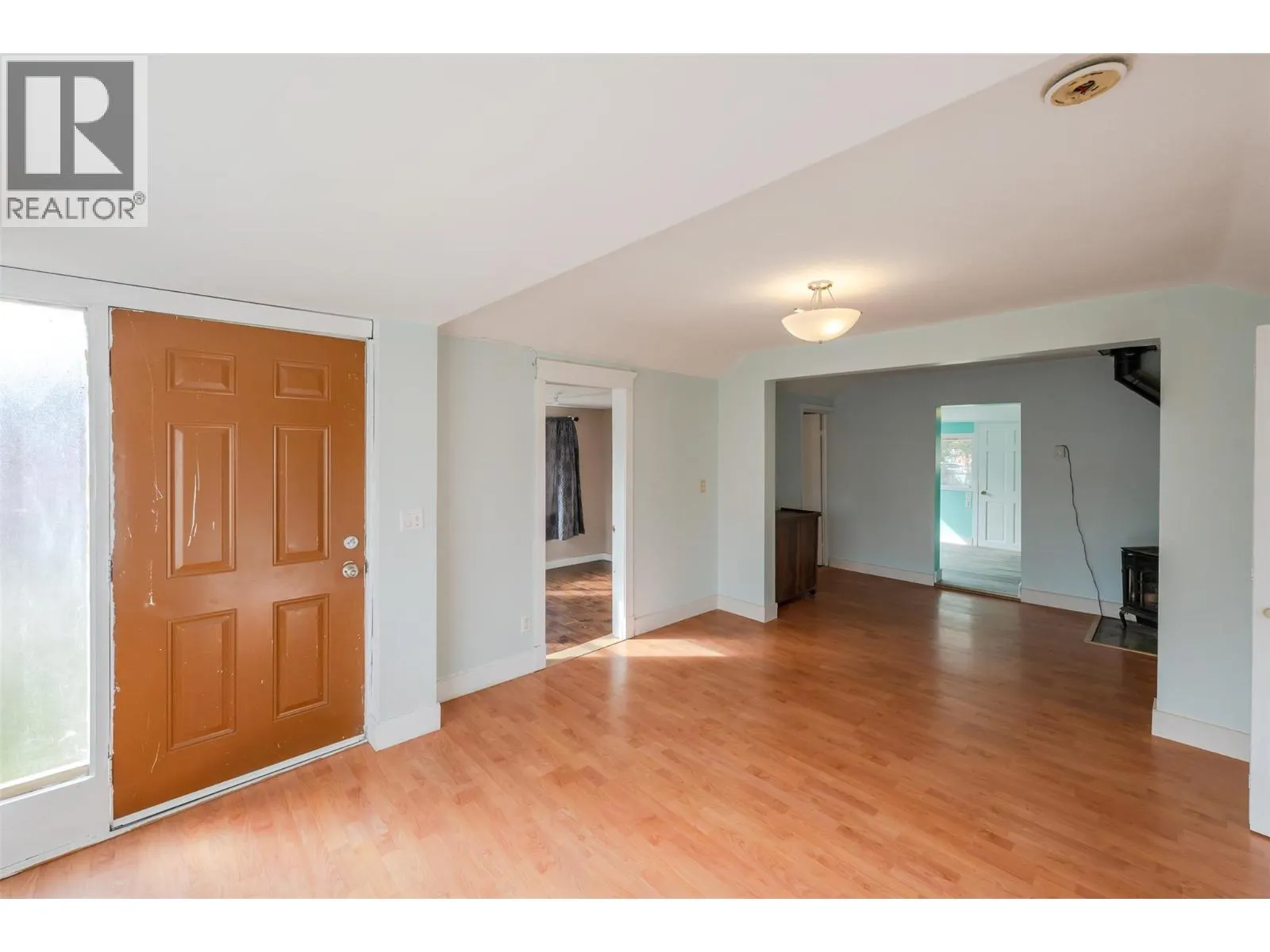 5814 Main Street