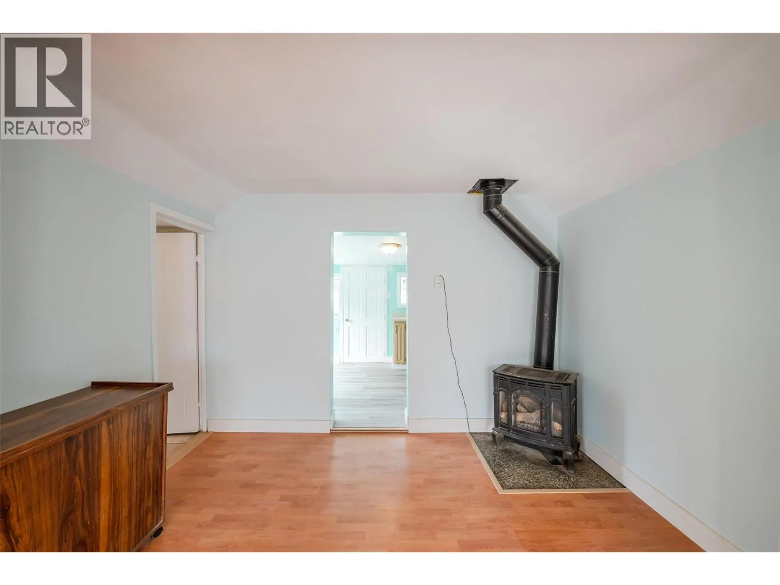 5814 Main Street