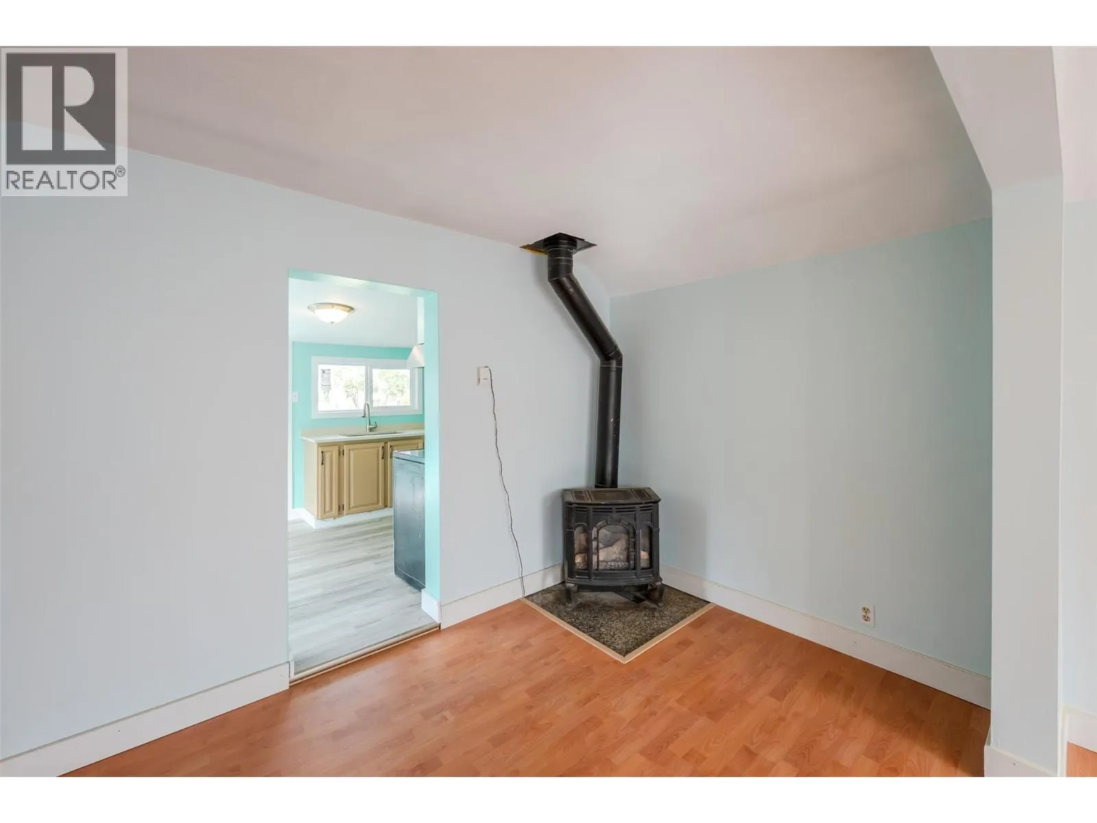 5814 Main Street