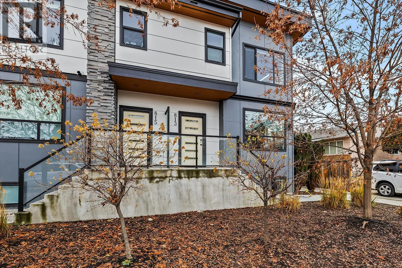 813 Rose Avenue