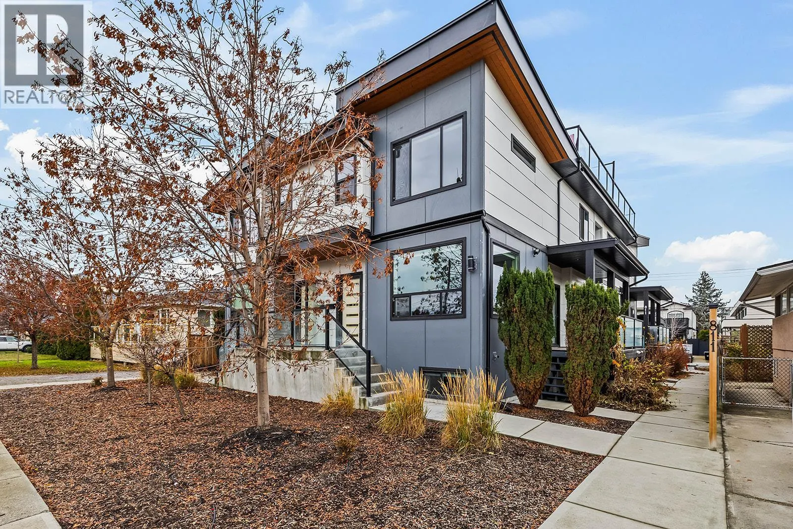 813 Rose Avenue