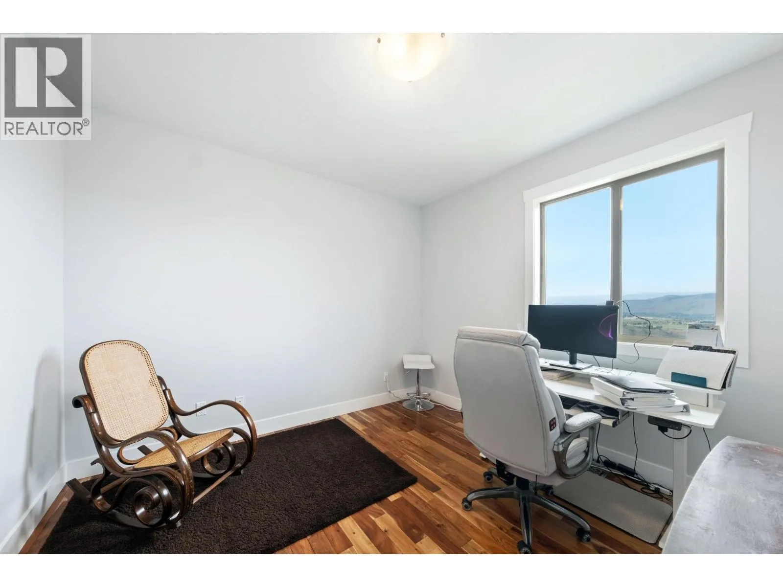 989 Mt Ida Lane