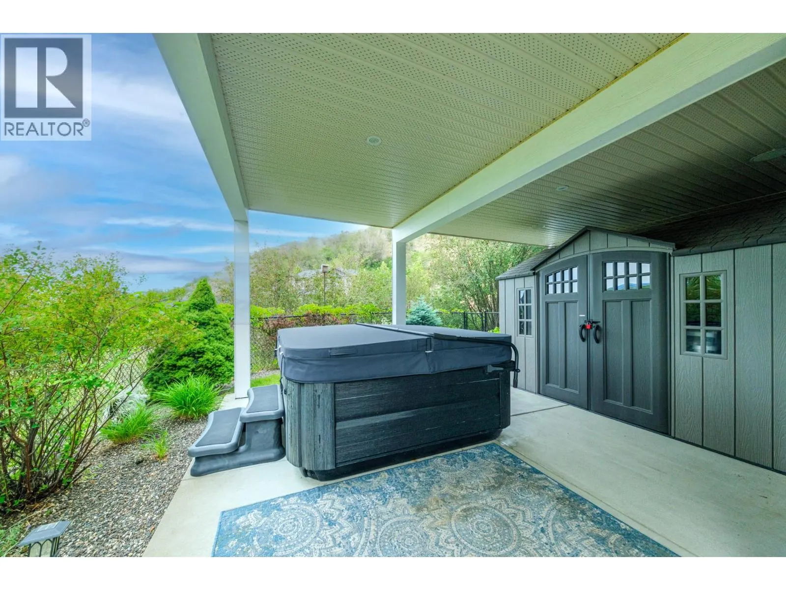 989 Mt Ida Lane