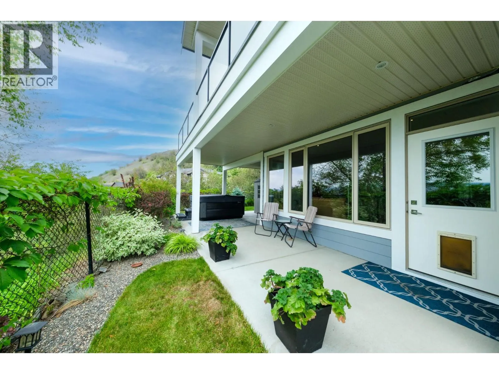 989 Mt Ida Lane