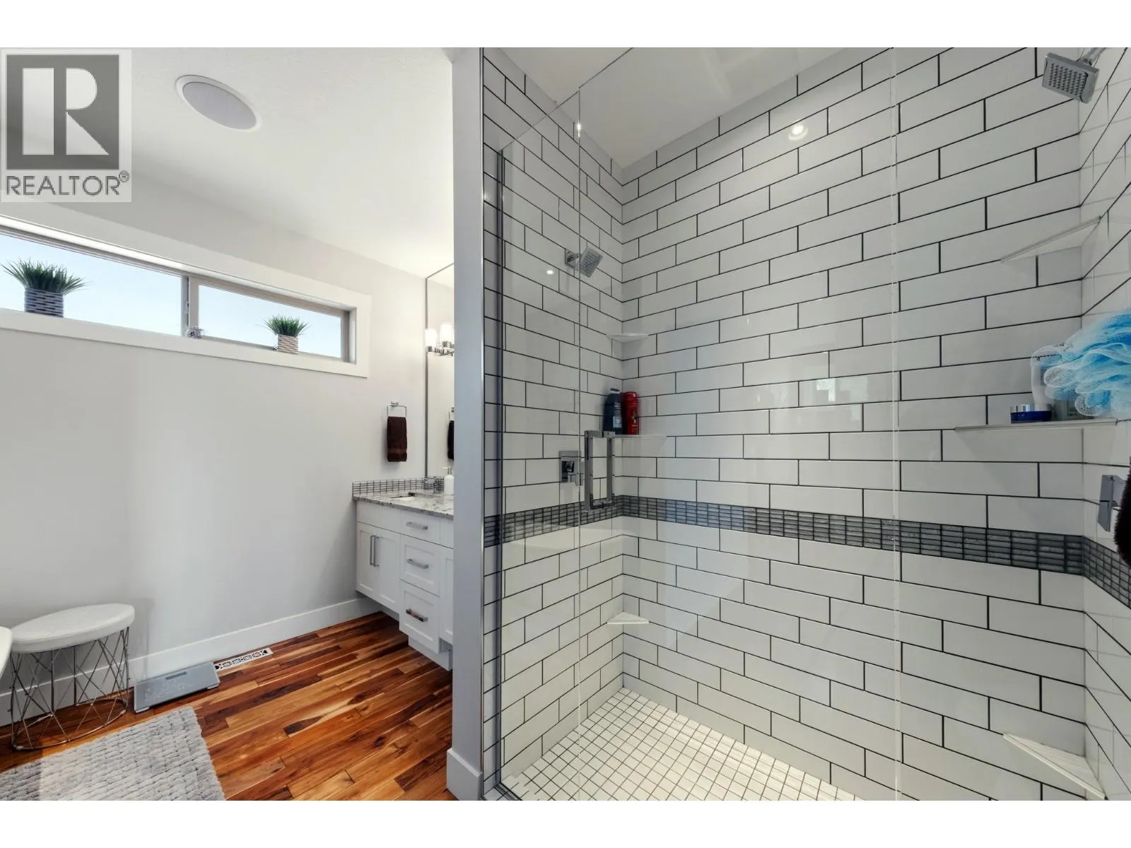989 Mt Ida Lane