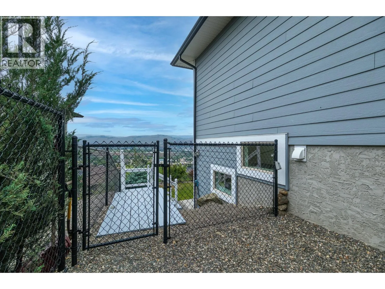 989 Mt Ida Lane