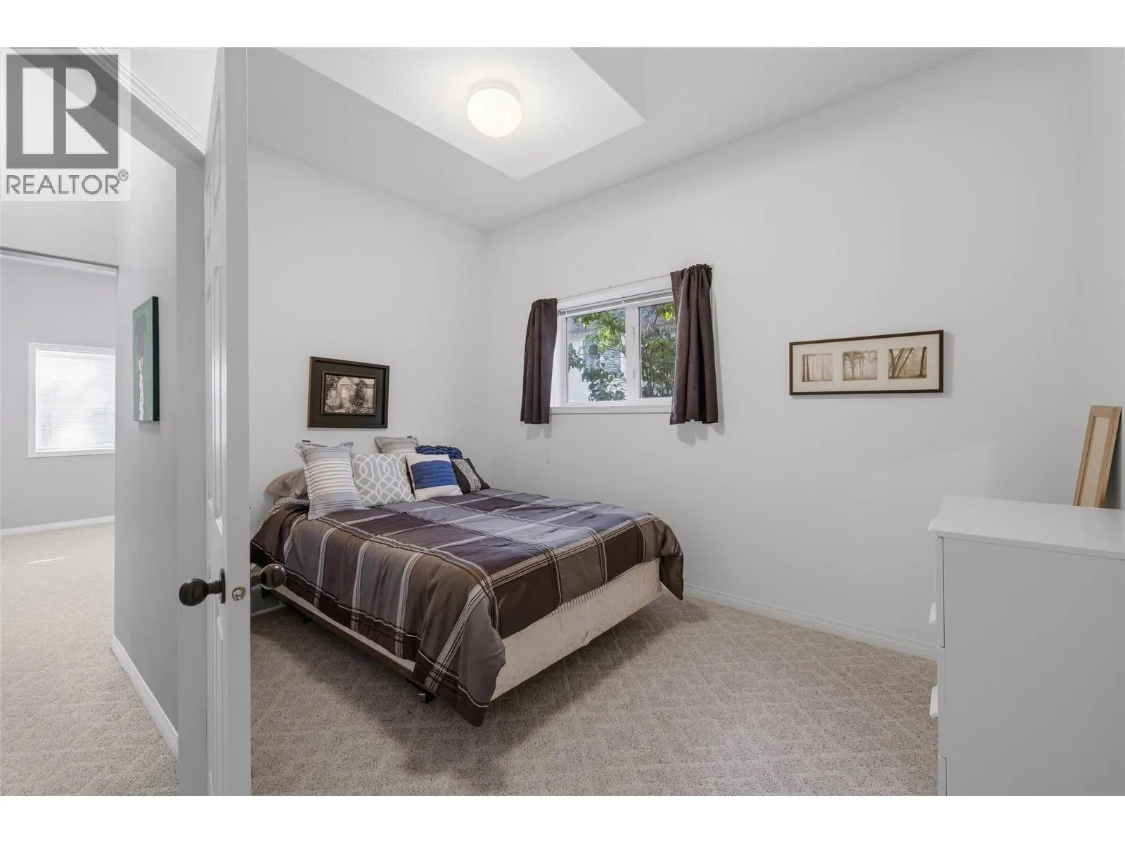 2109 Sunview Drive