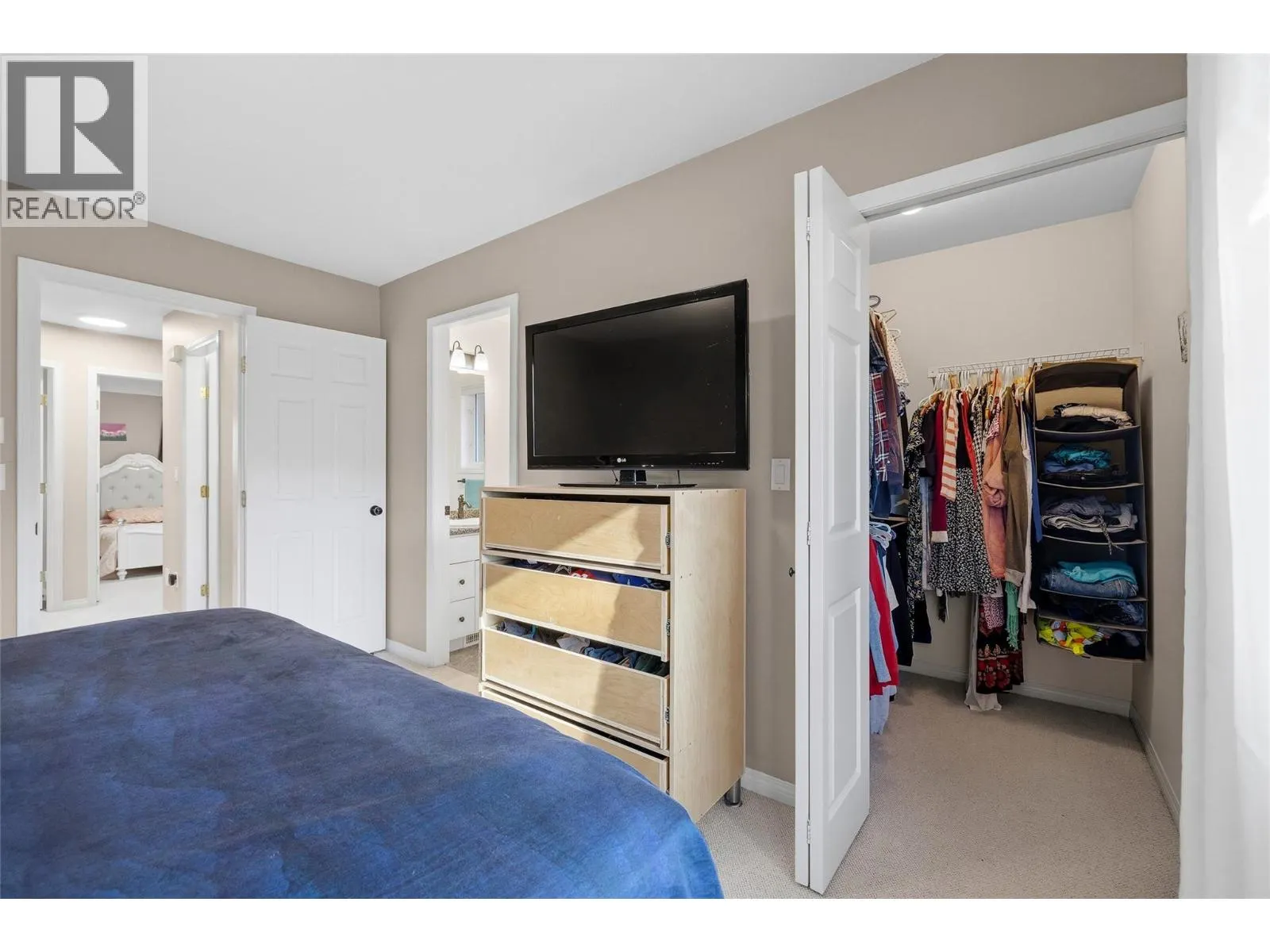 2109 Sunview Drive