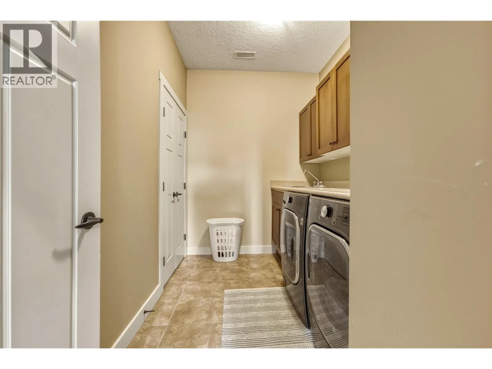 547 Mt. Tanner Place