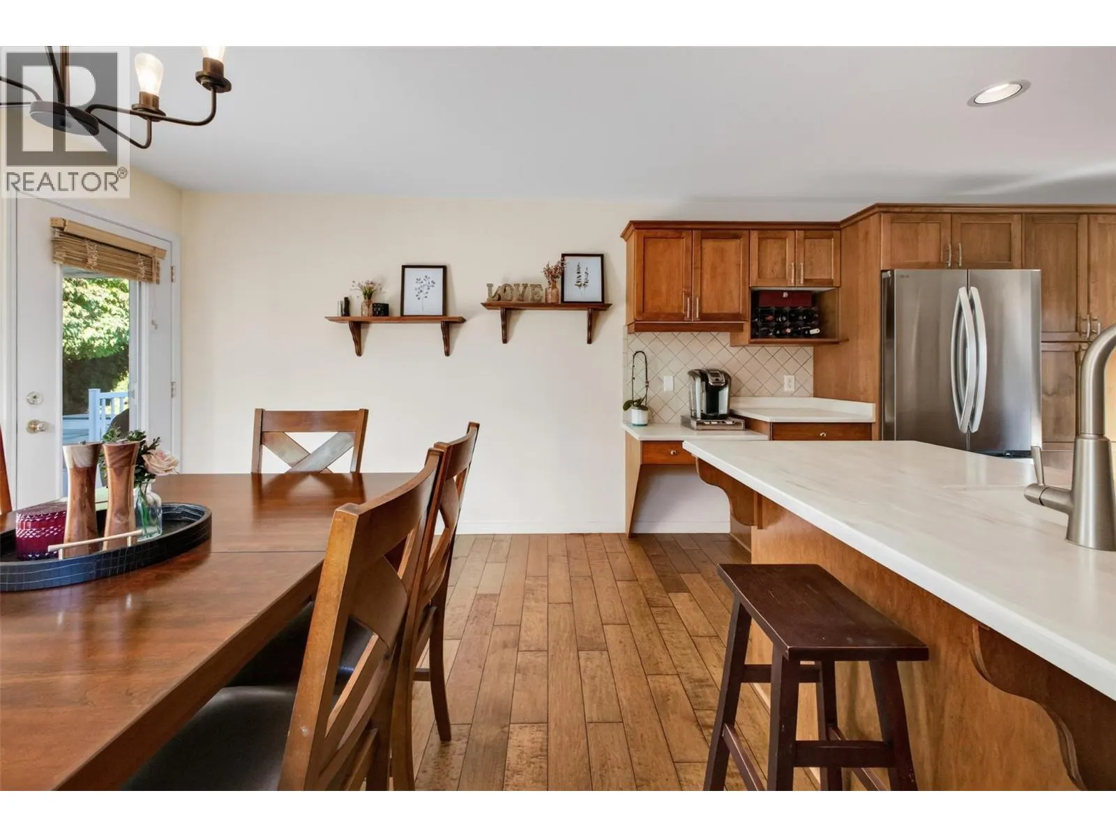 1380 Loseth Drive