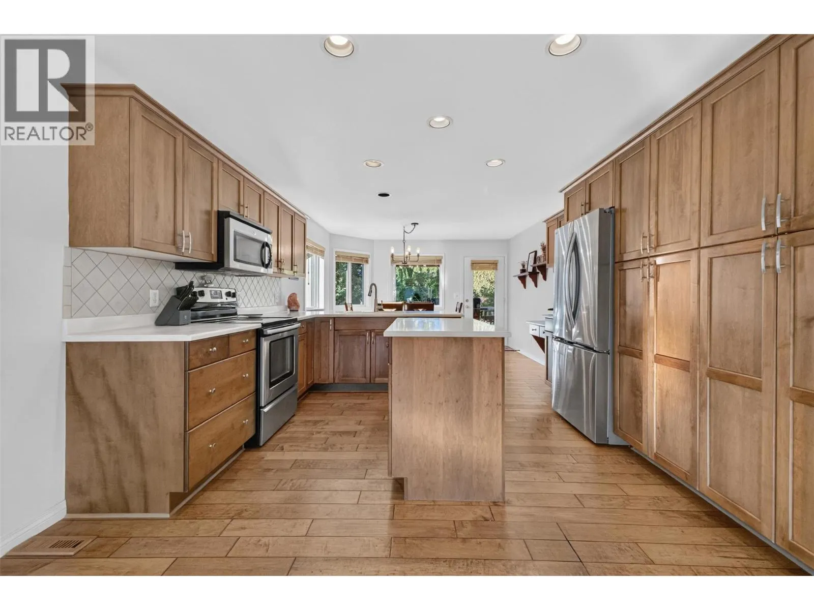 1380 Loseth Drive