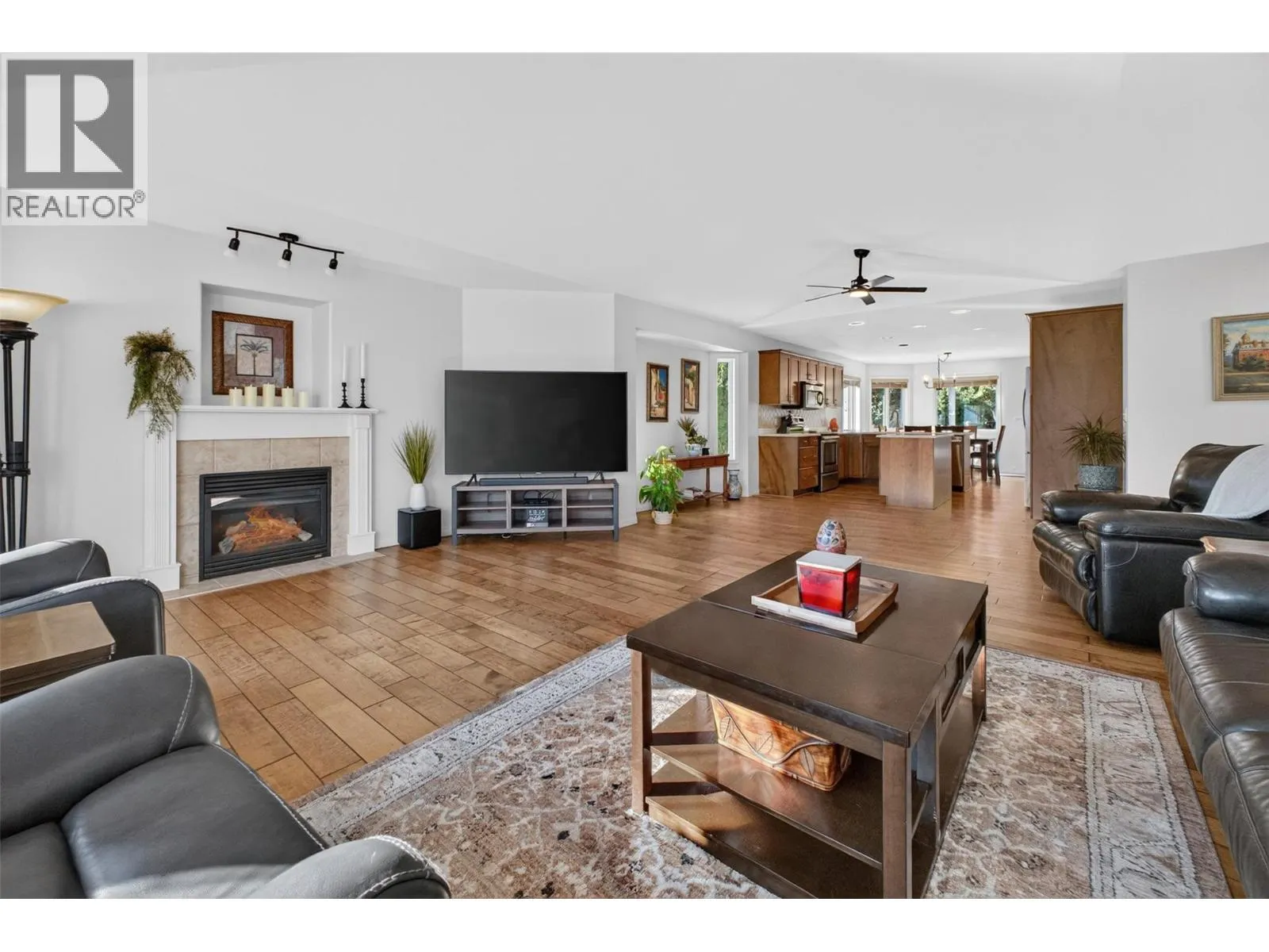 1380 Loseth Drive