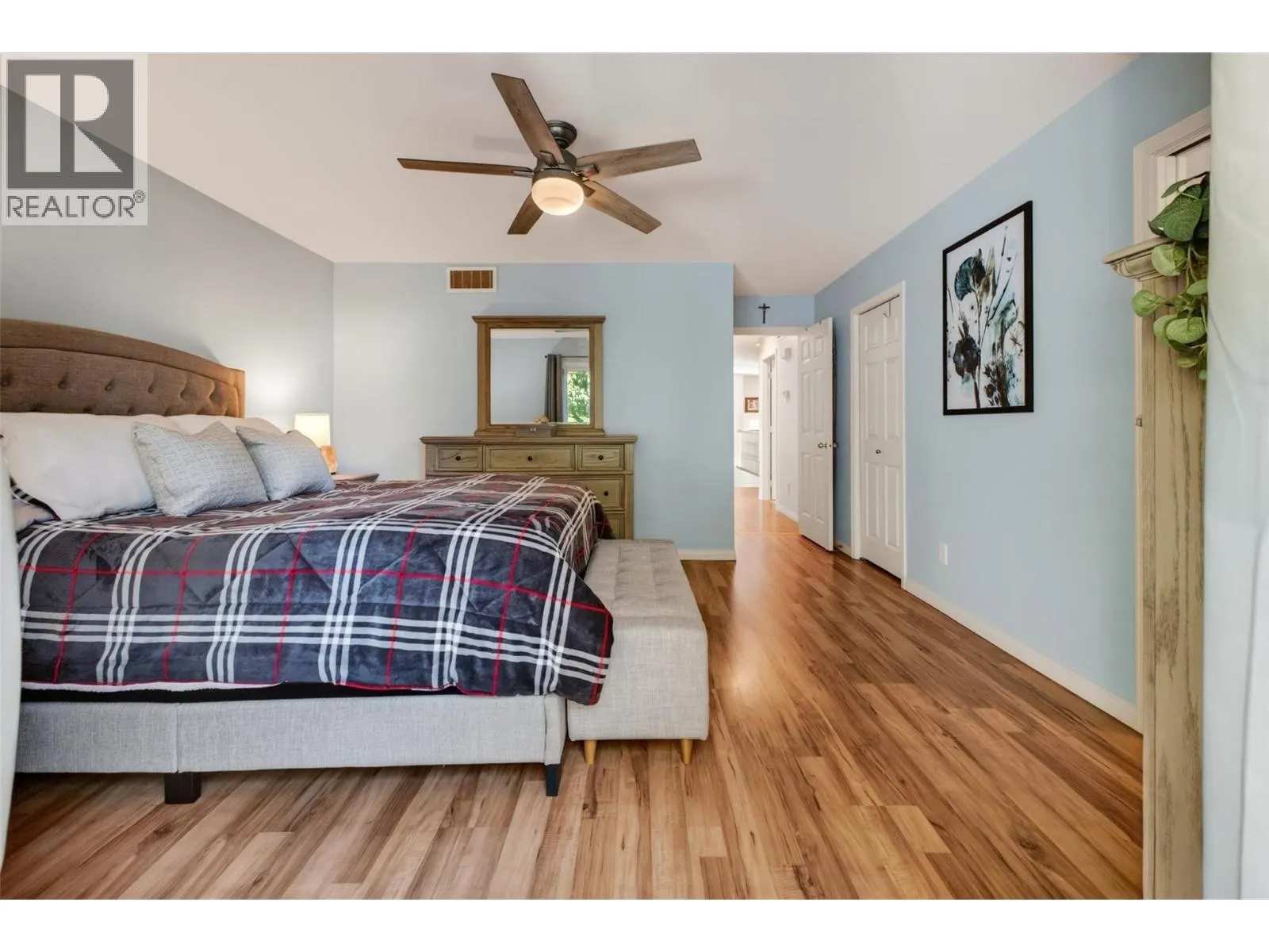1380 Loseth Drive