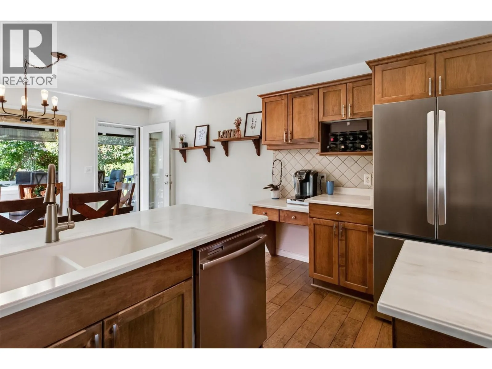 1380 Loseth Drive
