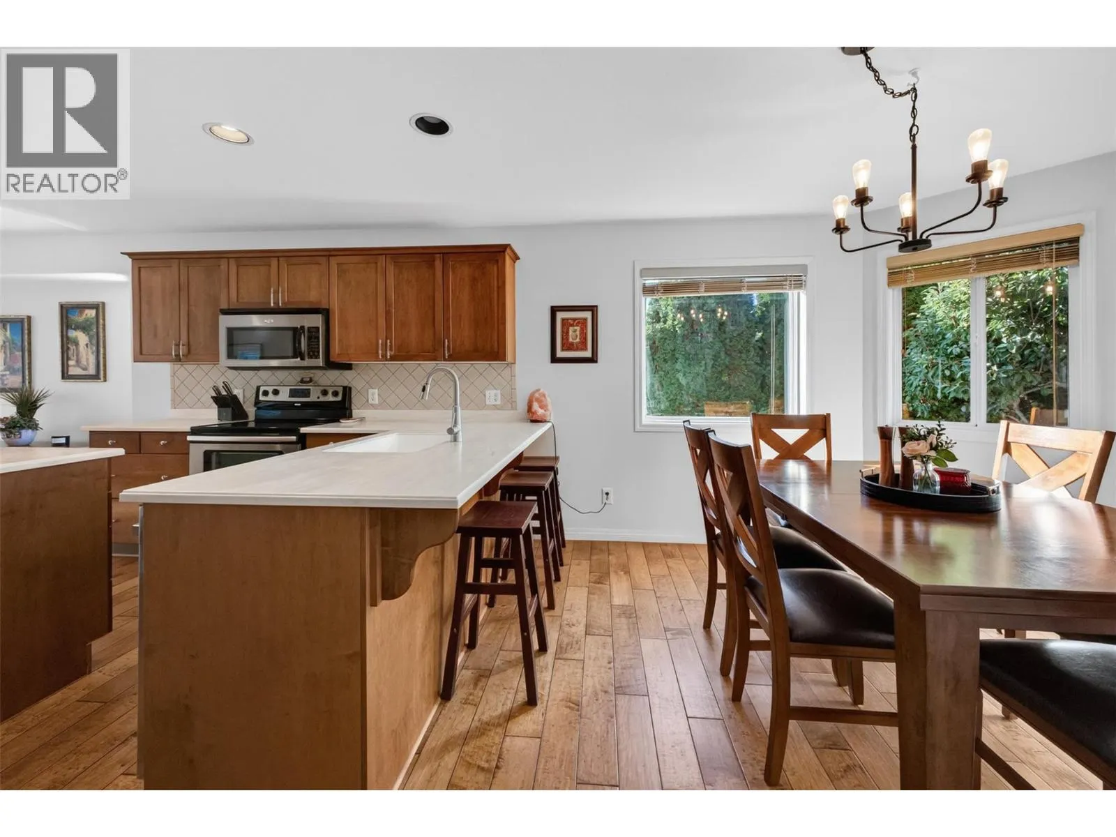 1380 Loseth Drive
