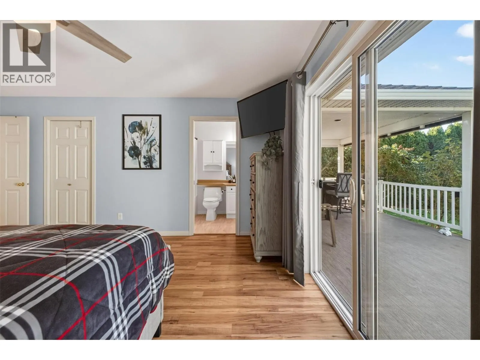 1380 Loseth Drive