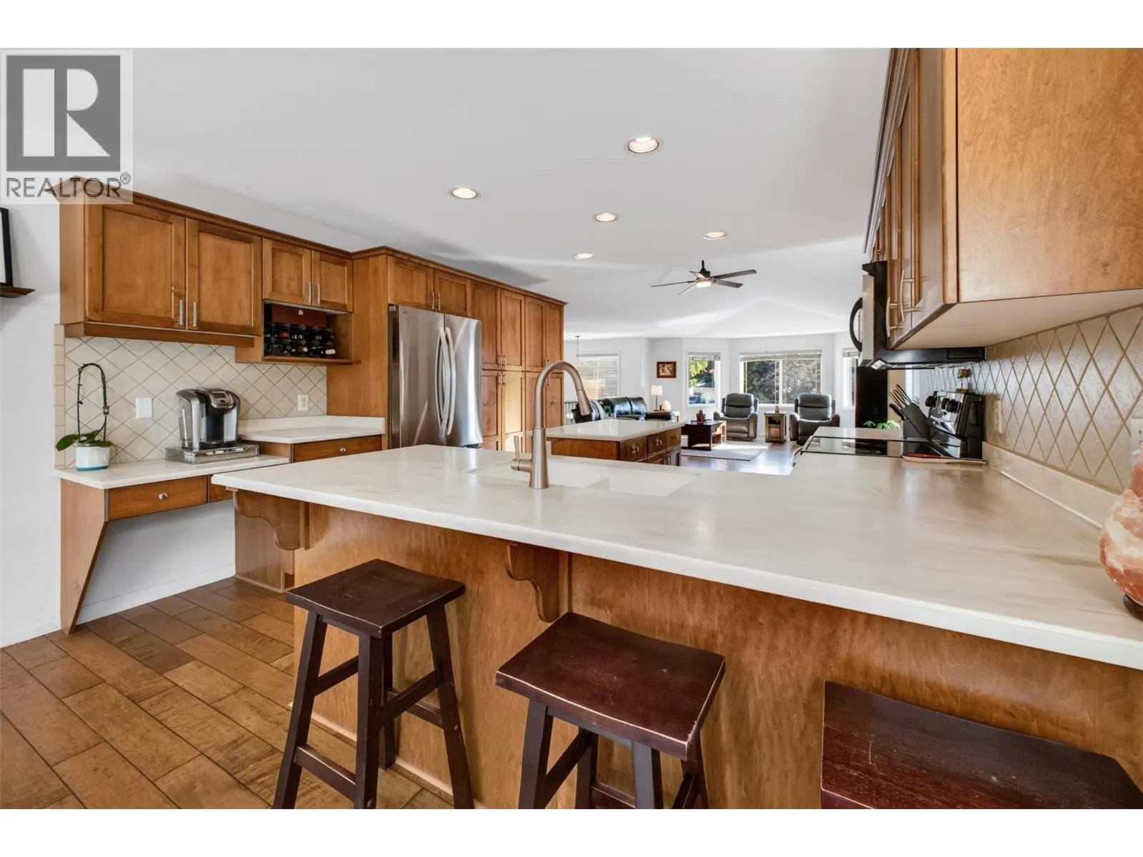 1380 Loseth Drive