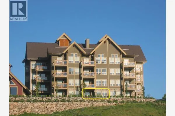 107 Village Centre Court Unit# 112