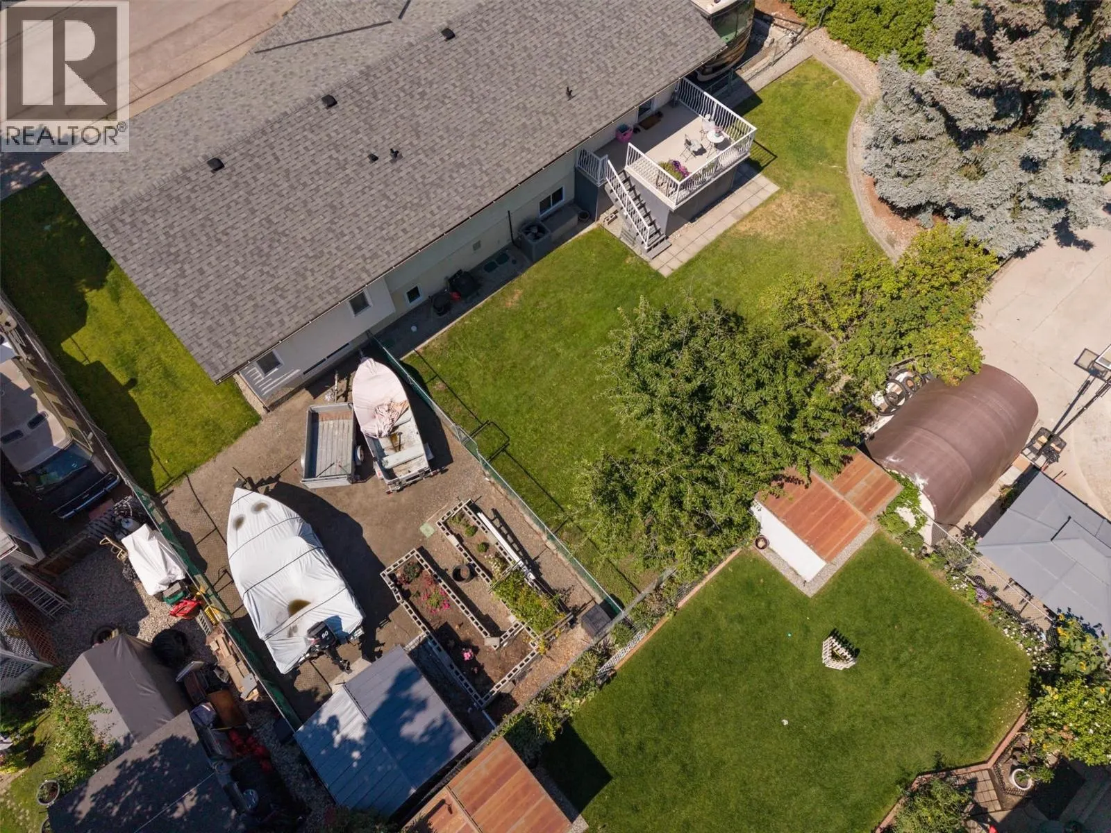 450 Holbrook Road W