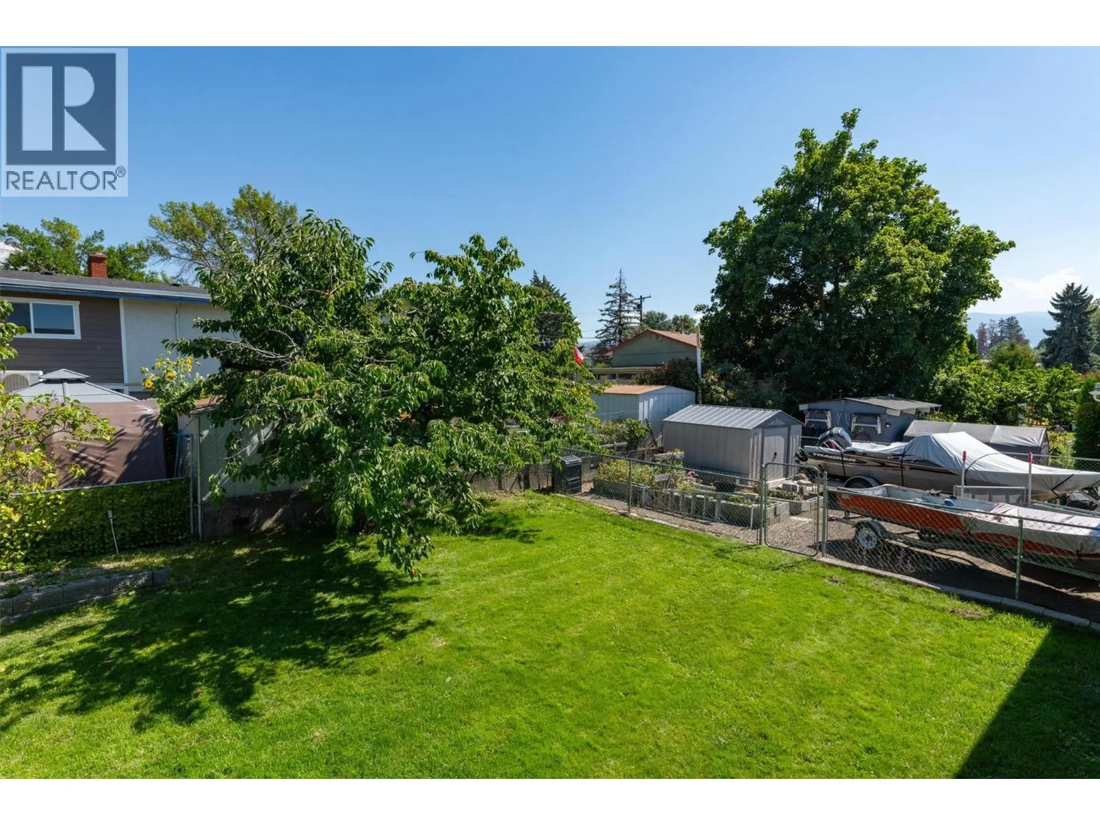 450 Holbrook Road W