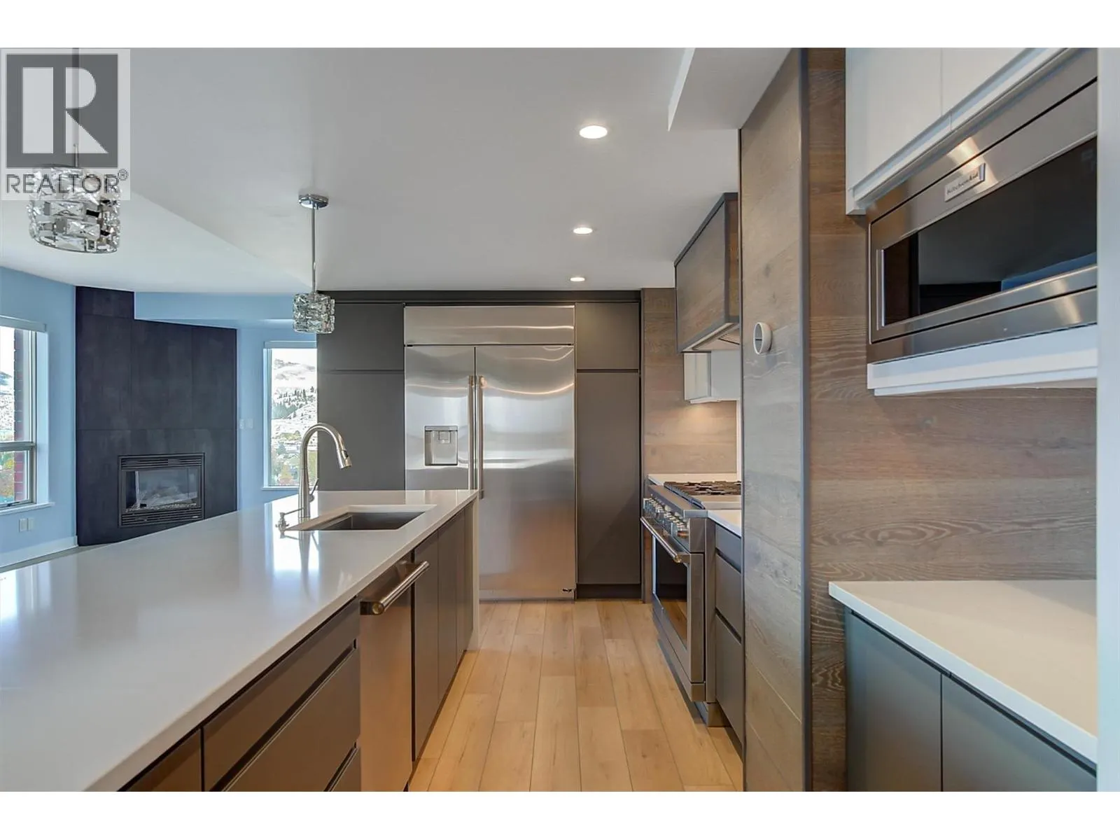 1160 Bernard Avenue Unit# 1209