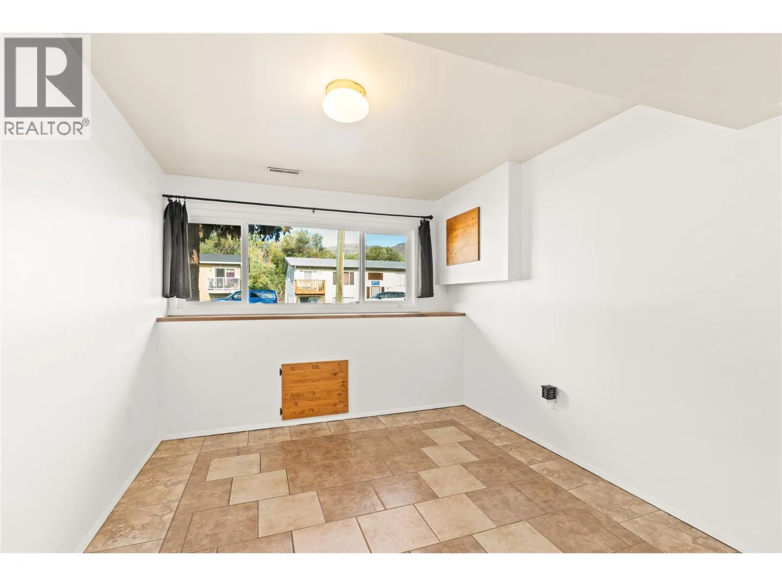 1603B 45TH Street