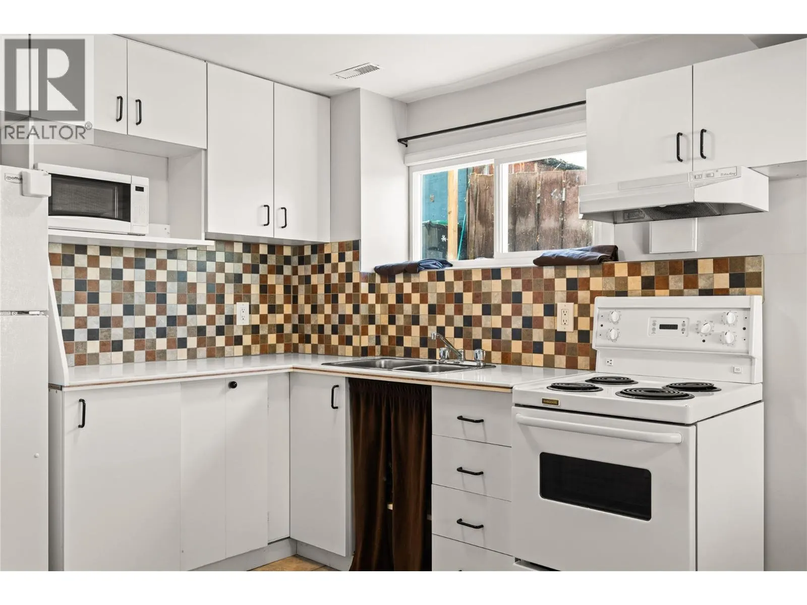 1603B 45TH Street