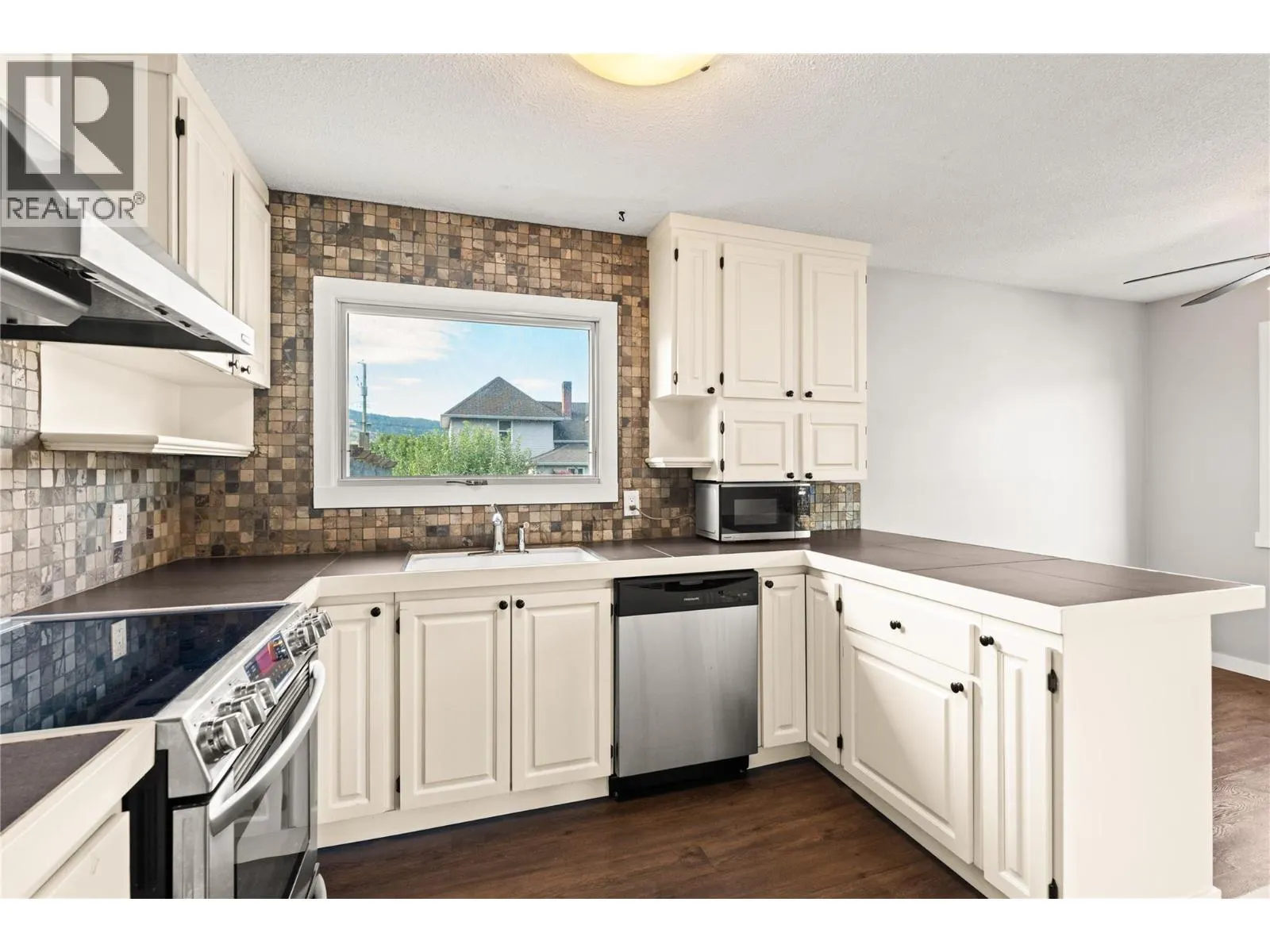 1603B 45TH Street