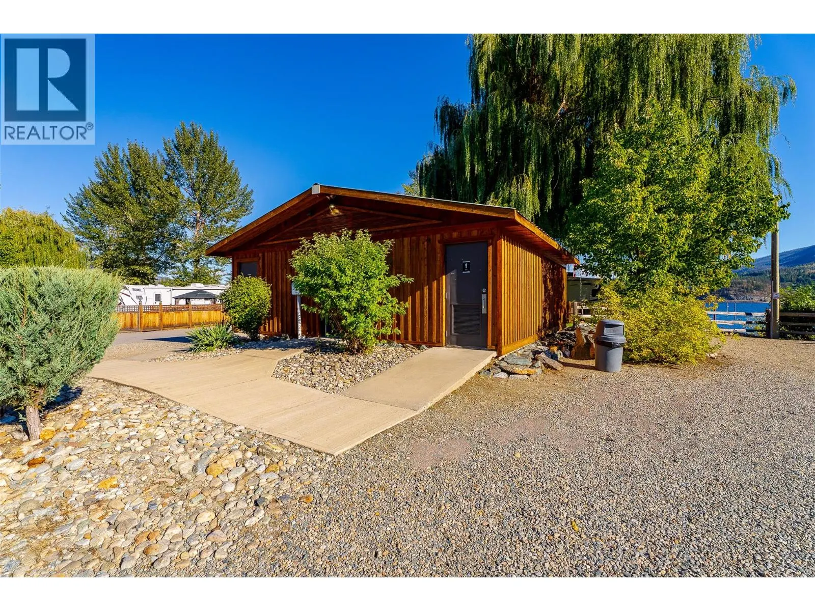 46 Cottonwood Drive N