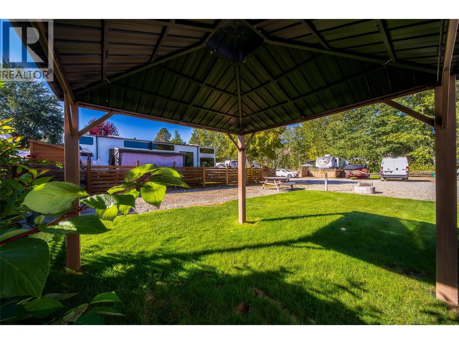 46 Cottonwood Drive N