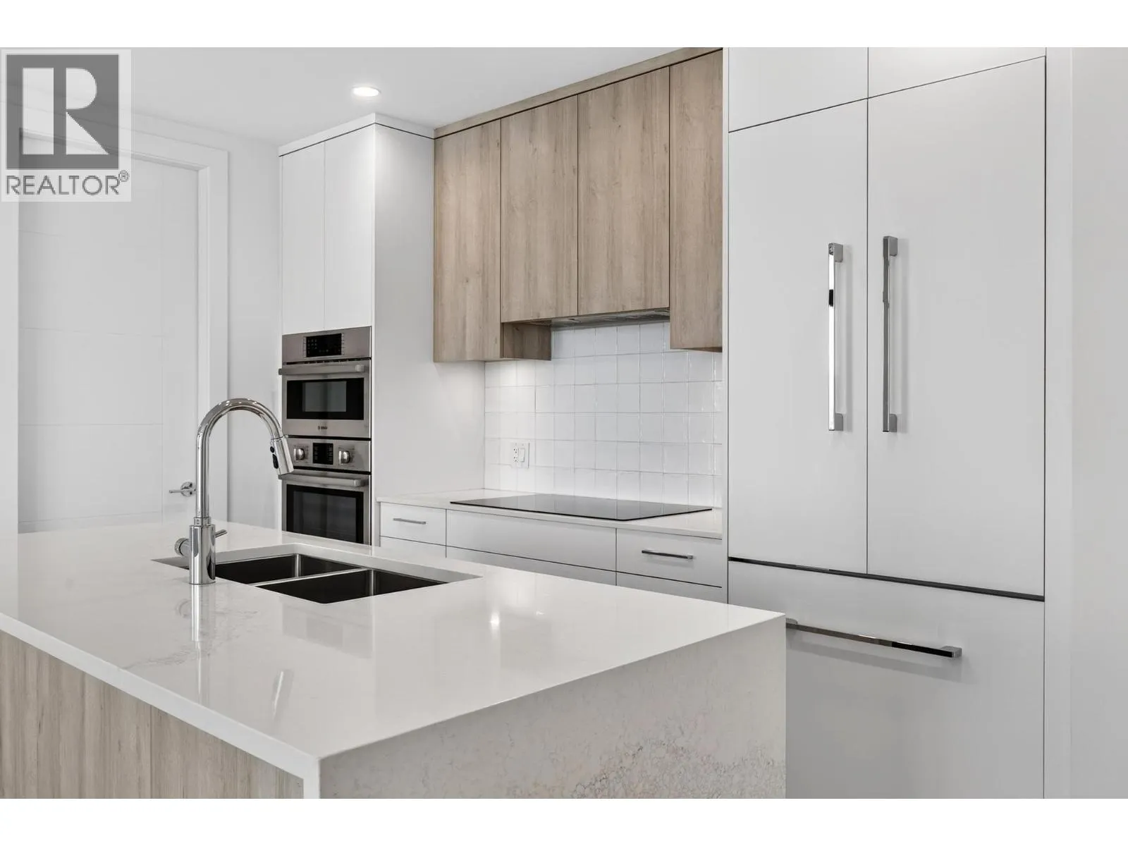 3699 Capozzi Road Unit# PH6