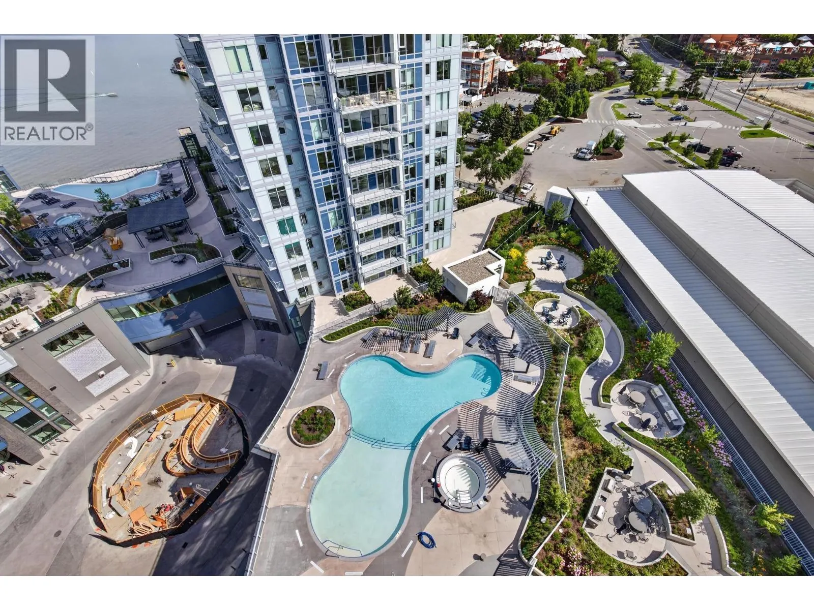 3699 Capozzi Road Unit# PH6