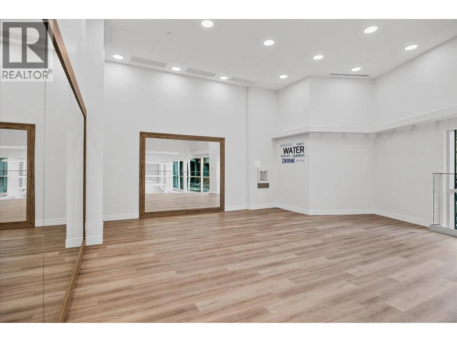 3699 Capozzi Road Unit# PH6