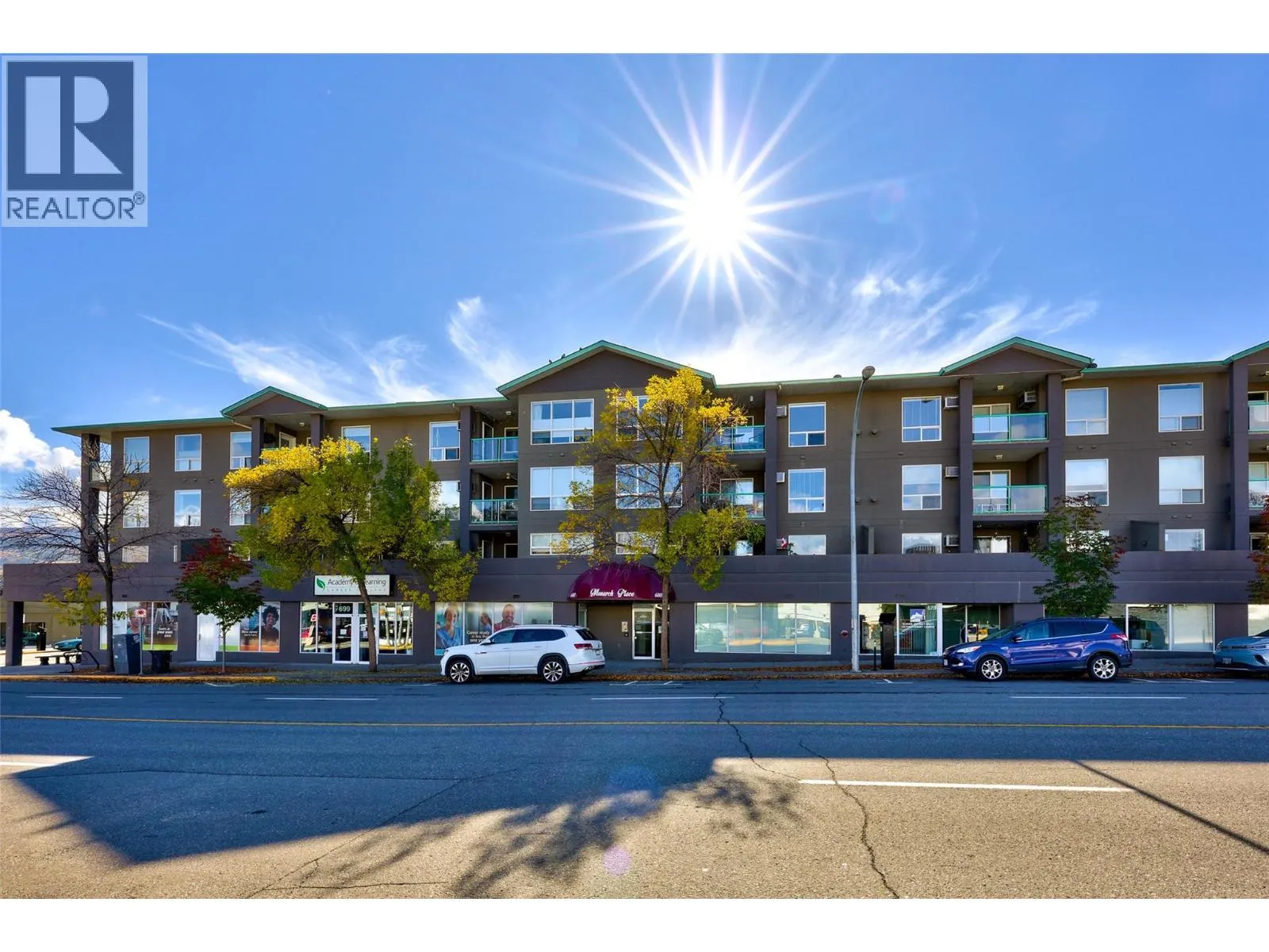 683 Victoria Street Unit# 407