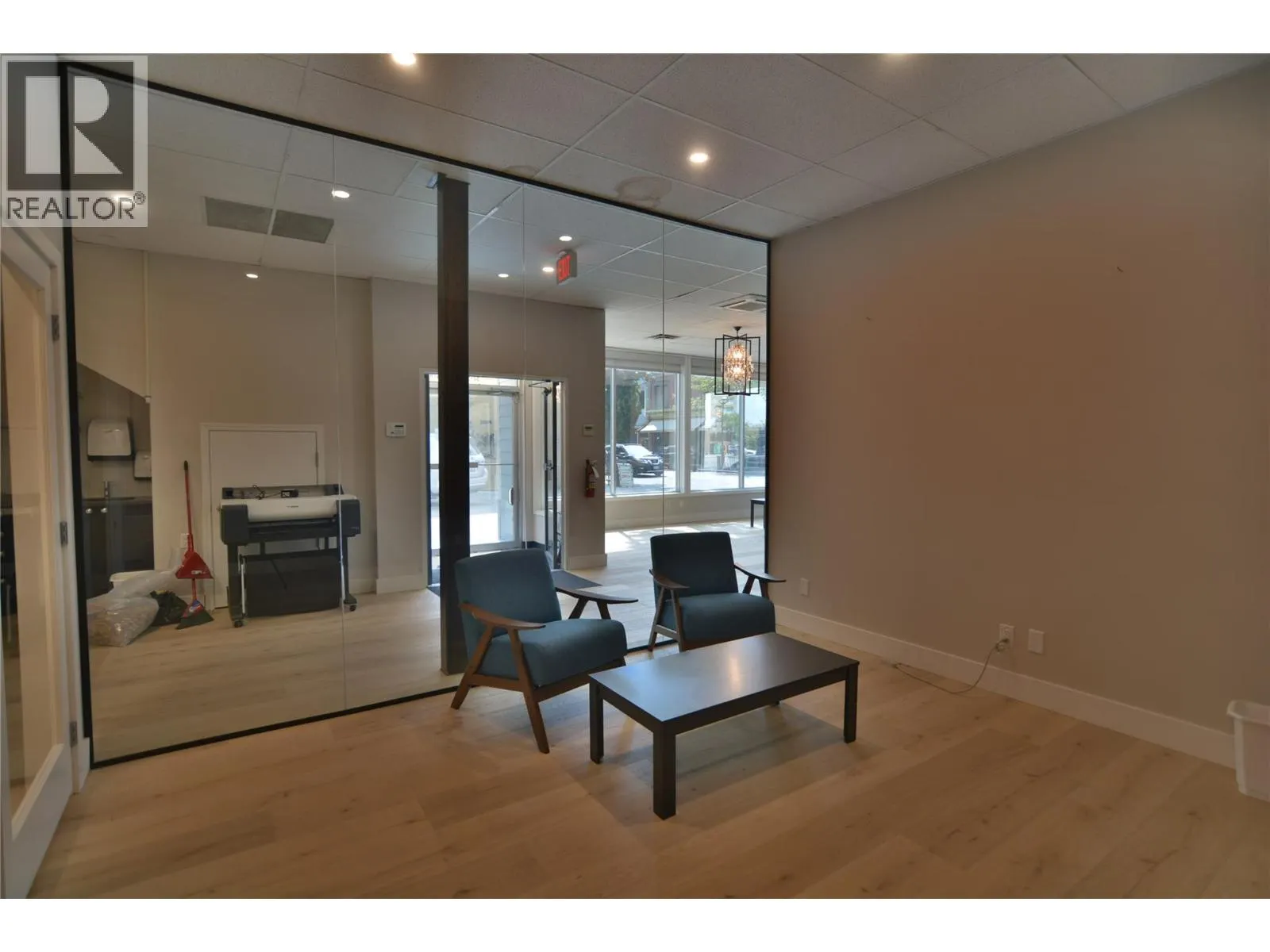 52 Front Street