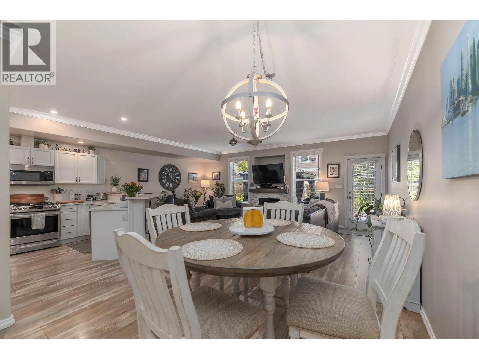 1742 FAIRFORD Drive Unit# 106