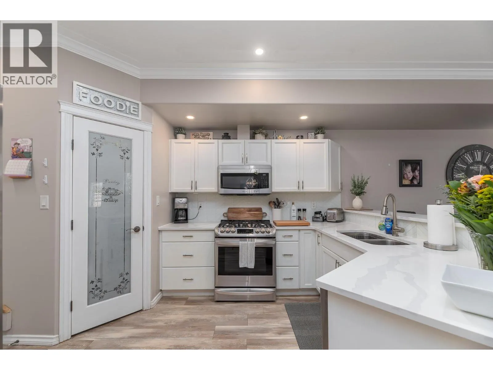 1742 FAIRFORD Drive Unit# 106