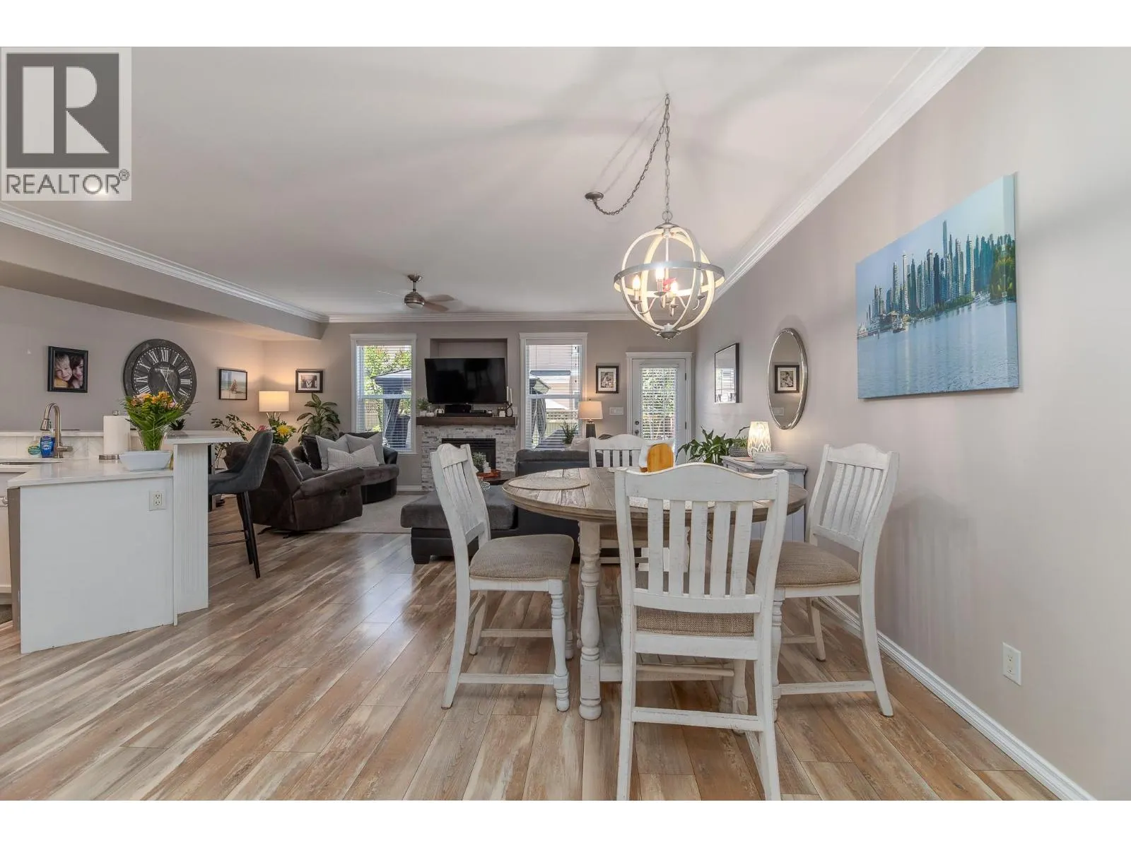 1742 FAIRFORD Drive Unit# 106