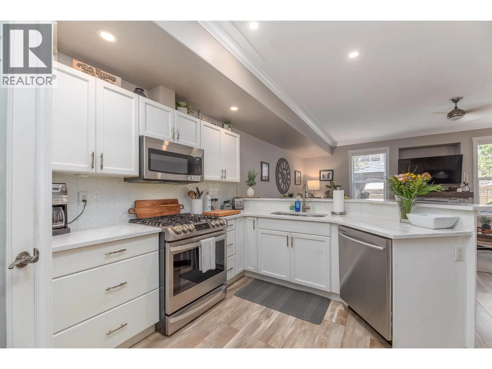 1742 FAIRFORD Drive Unit# 106
