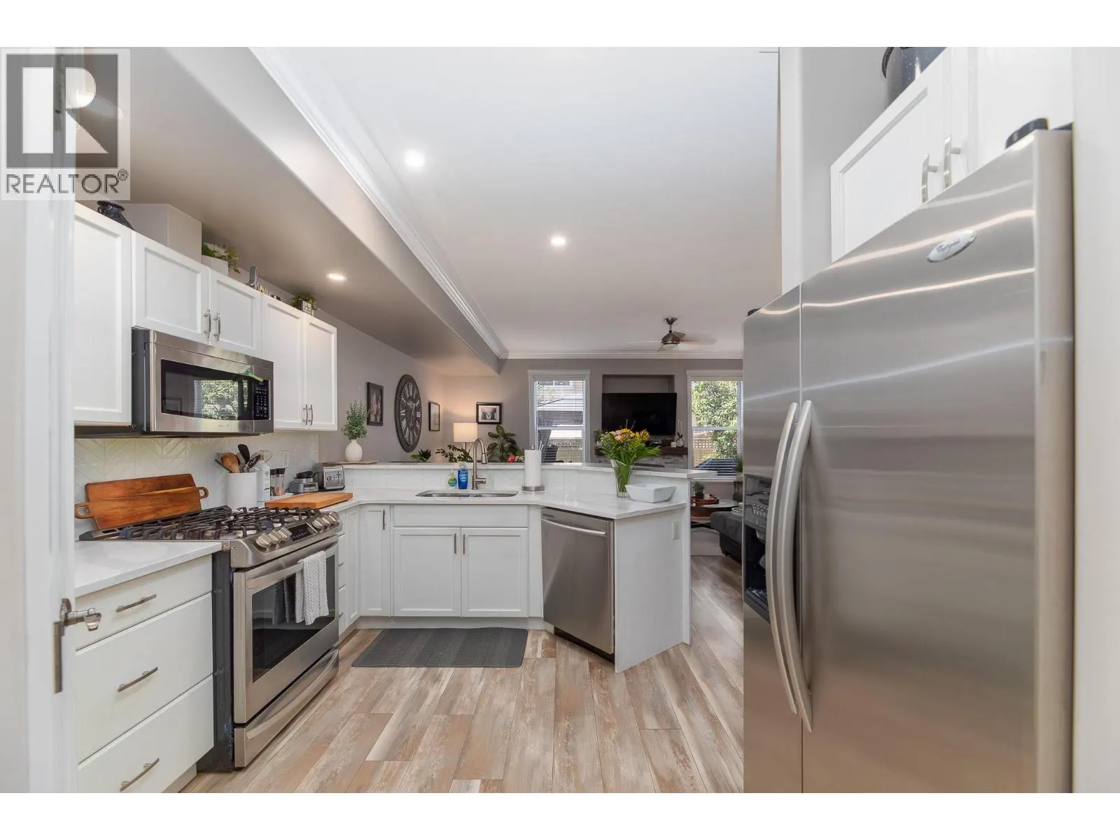 1742 FAIRFORD Drive Unit# 106