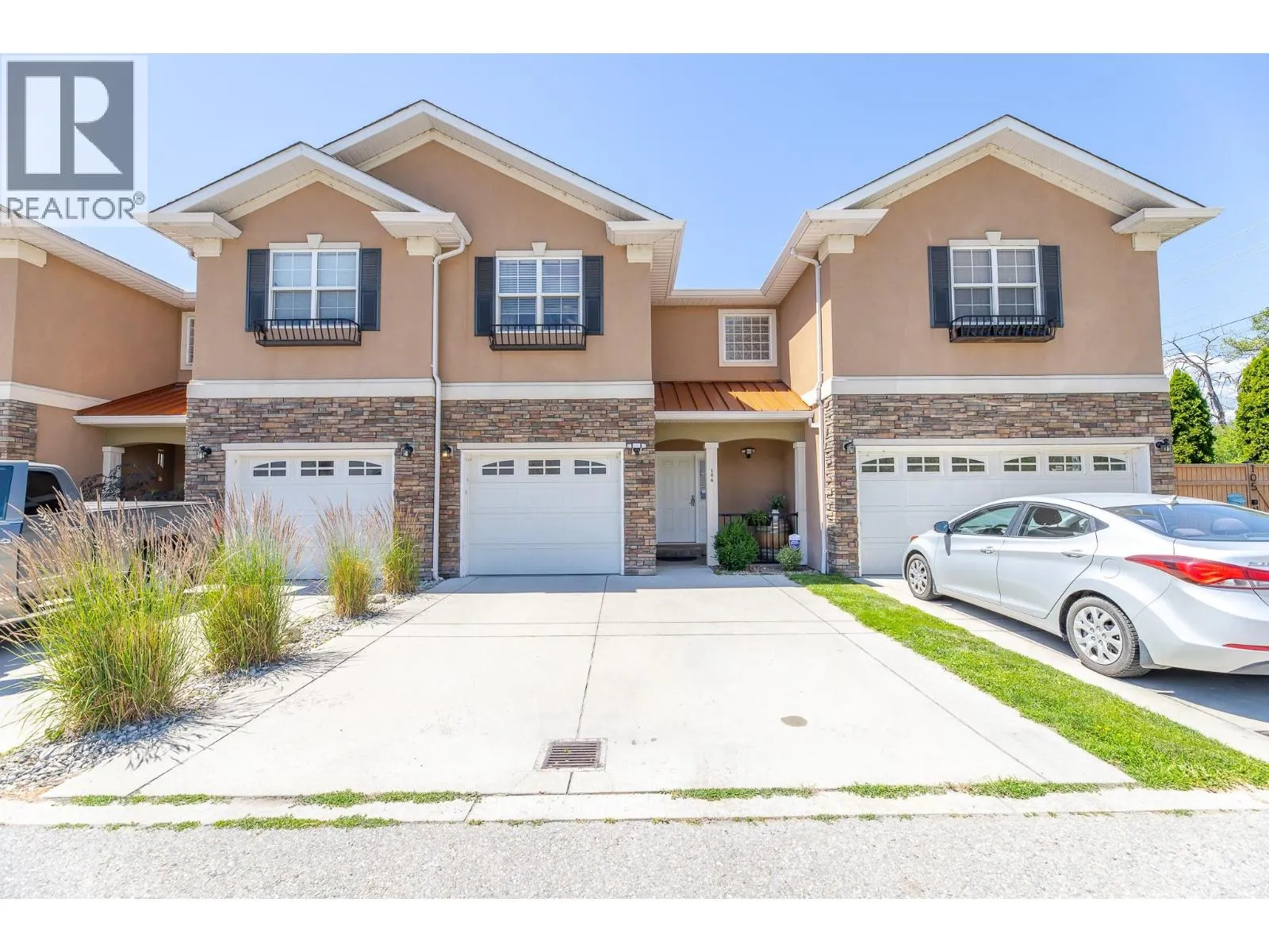 1742 FAIRFORD Drive Unit# 106